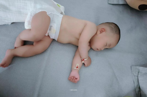 泰安宝宝口水多怎么回事